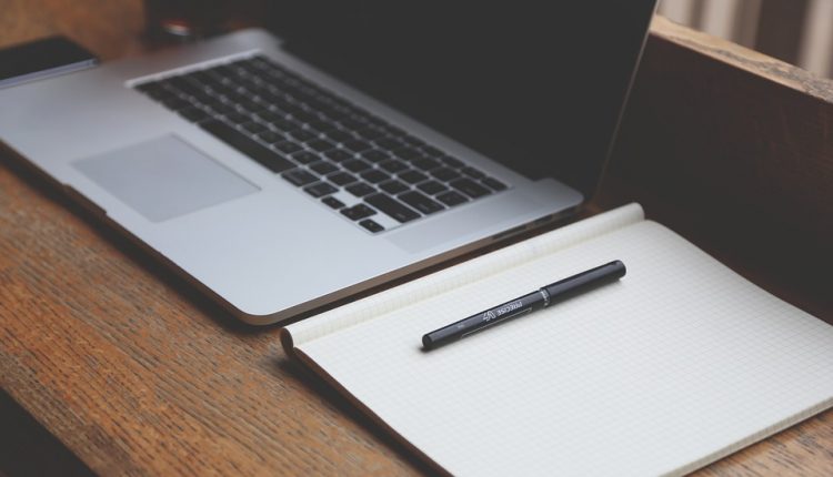 چگونه یک برنامه بازاریابی رسانه اجتماعی خلق کنیم؟