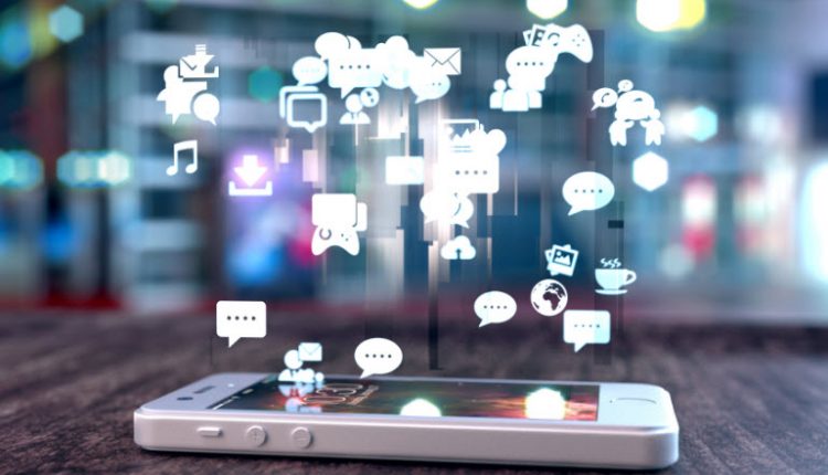 چگونه با استفاده از این 3 راهکار، وفاداری مشتری را افزایش دهیم؟